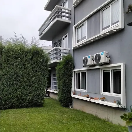 Buddies Charm - Self Catering בית אירוח *