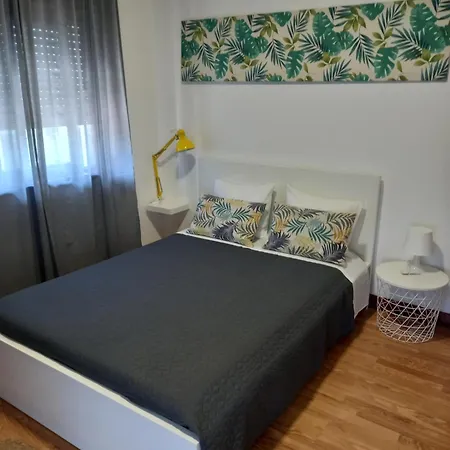 Buddies Charm - Self Catering * אבאירו